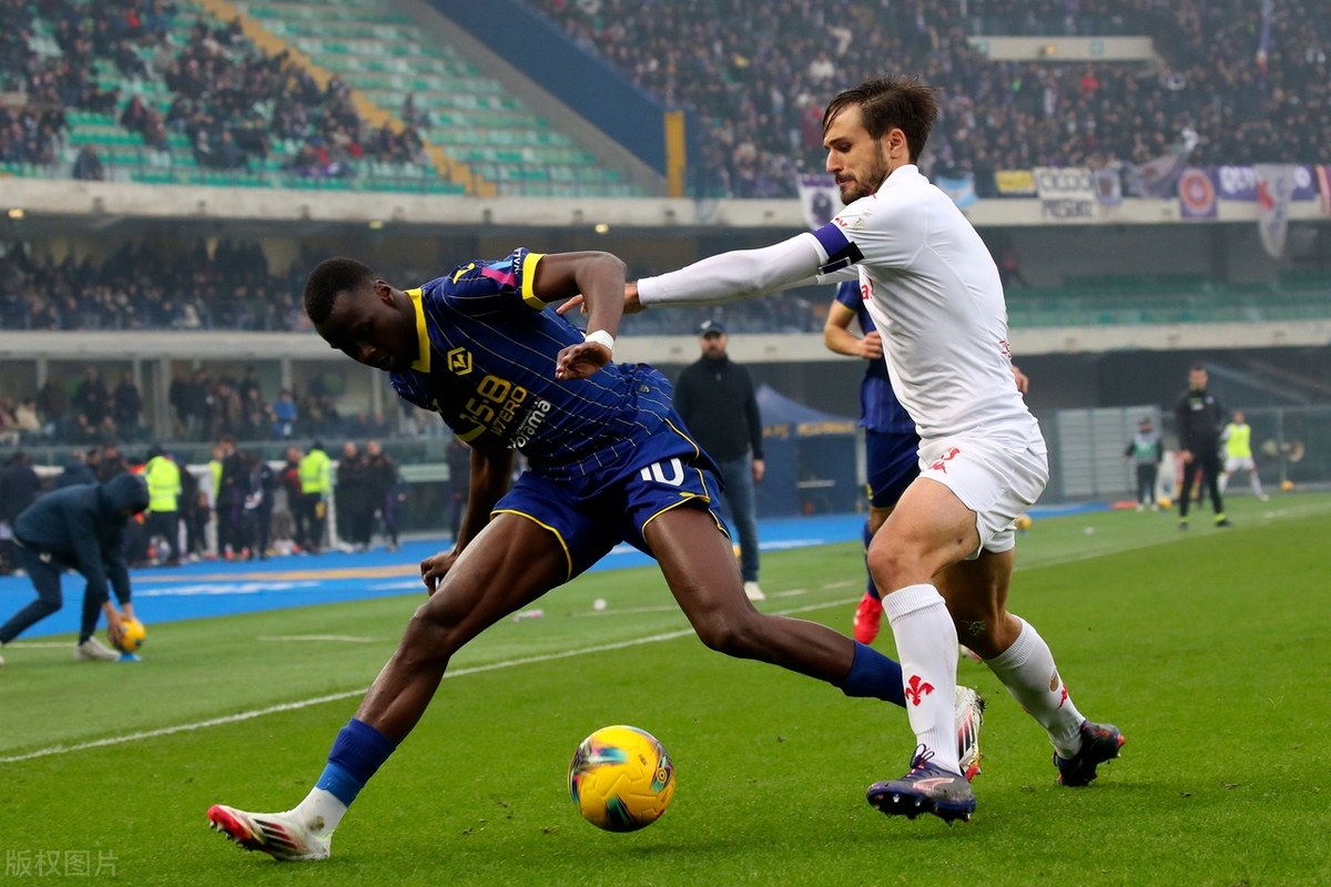 亚博app -尤文图斯发布备战花絮，今夜绝杀压哨，社区盾任务艰巨，球队文化再被提及(最惊艳的千古第一檄文)