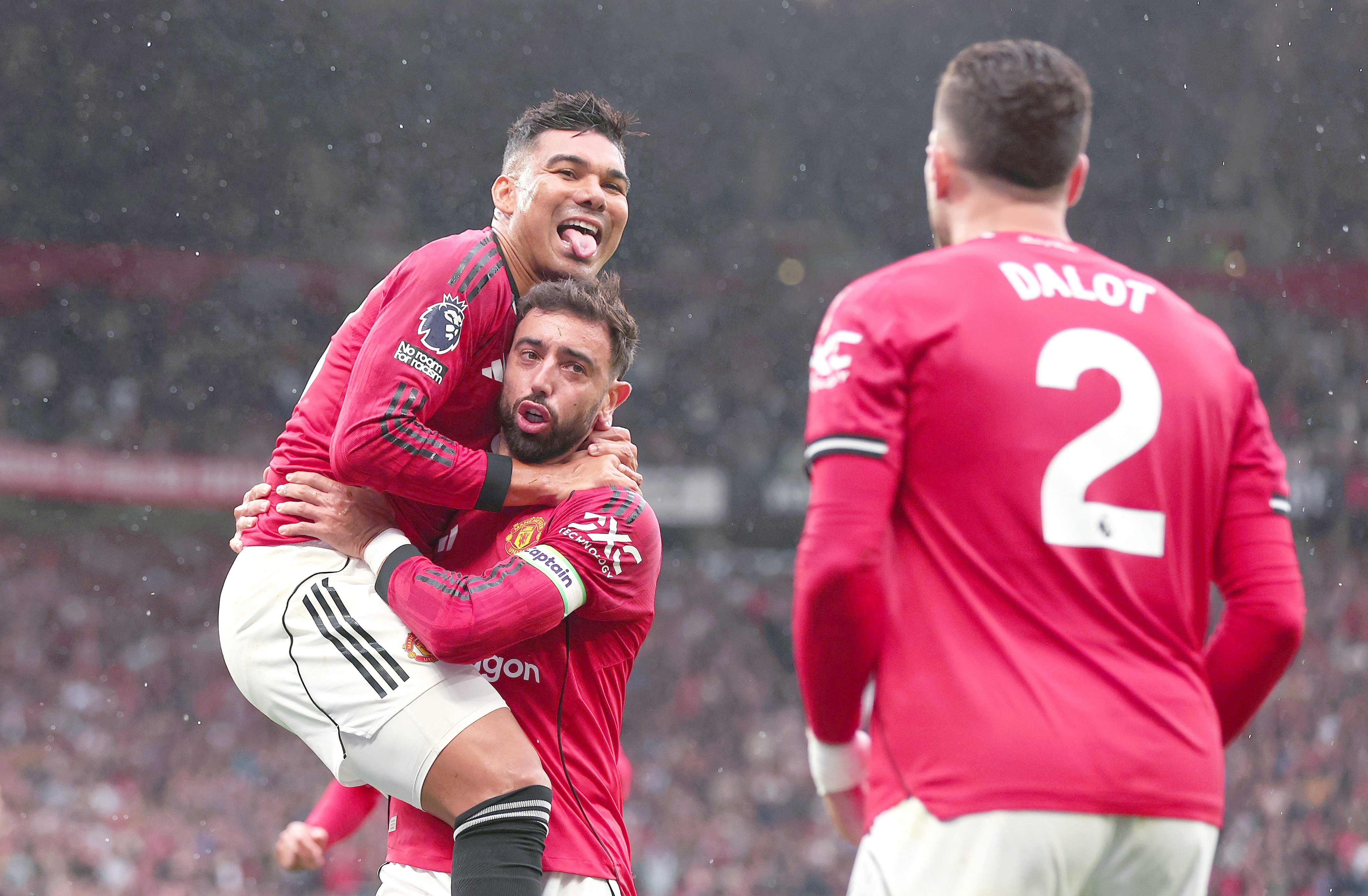 亚博体育官网 -从切尔西转会期队长鼓劲到曼联迎来里程碑备战亚冠，今夜阿森纳篮板制胜的简单介绍